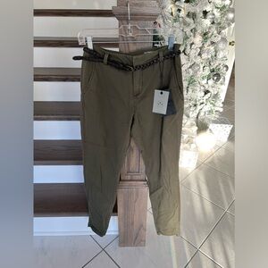 NWT VERO MODA PANTS